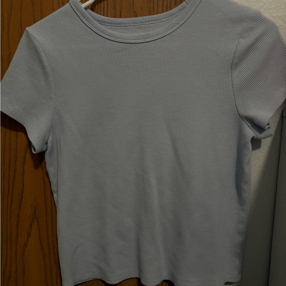 SO Women's Short Sleeve Ribbed Top - Soft Blue